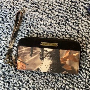 Legendary camo wallet wristlet